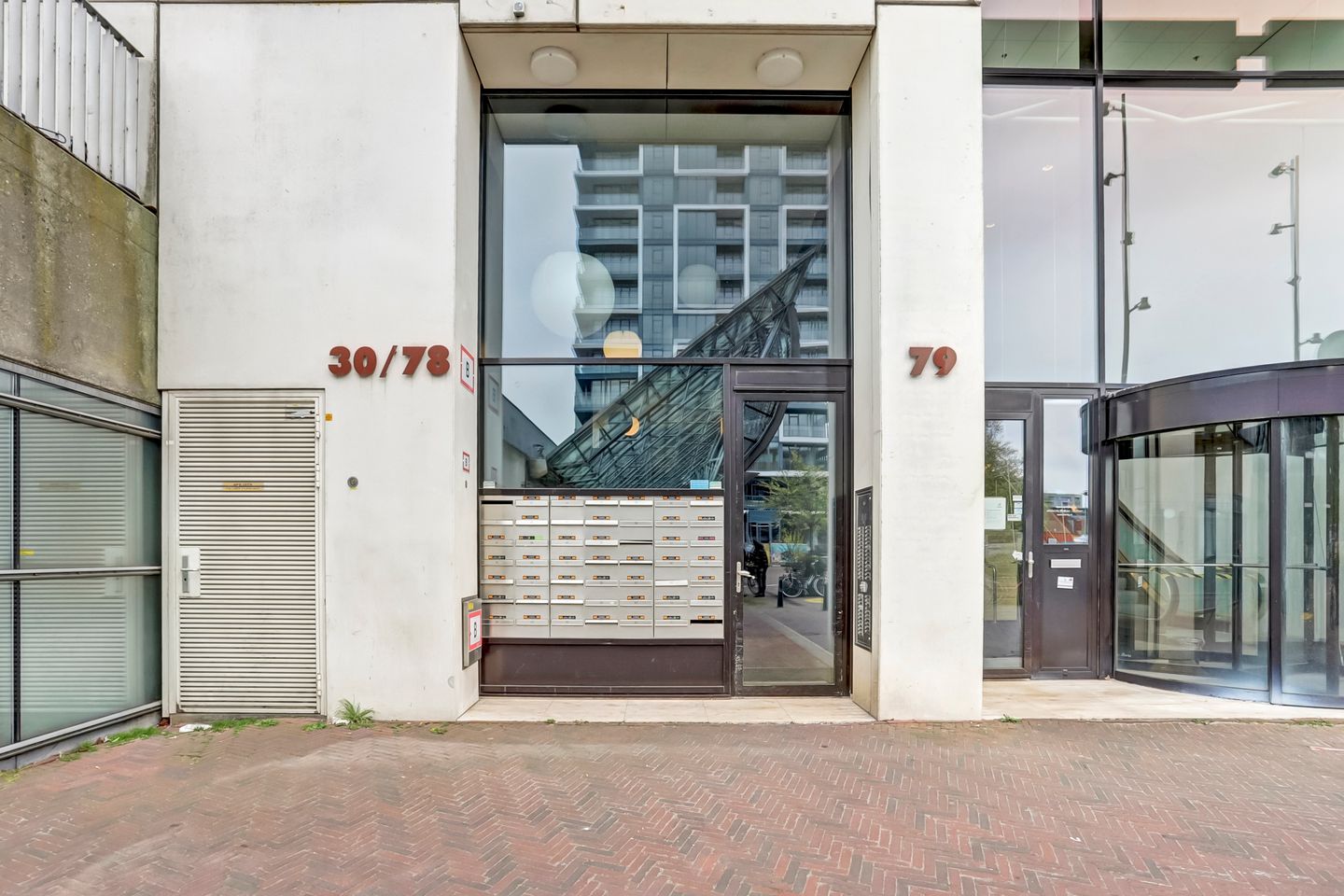 Foto 25 van Stationsplein 68