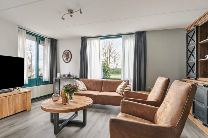 Foto 7 van Simon Carmiggeltlaan 2