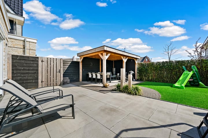 Foto 4 van Madelief 6