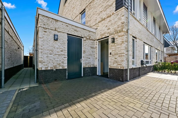 Foto 28 van Madelief 6