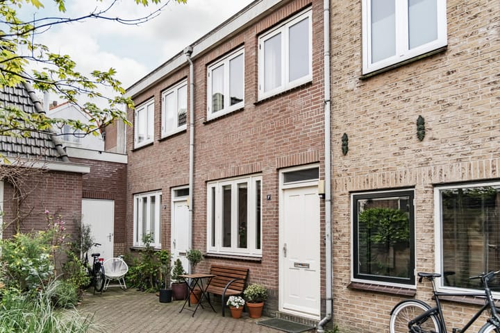 Kenaustraat 8 E