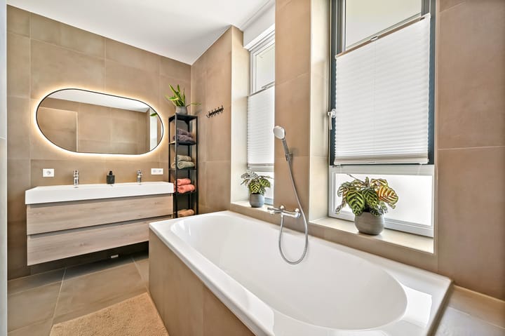 Foto 37 van Madelief 6