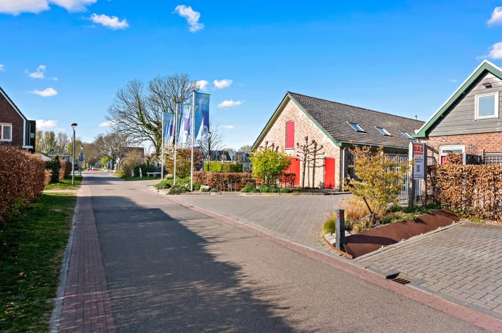 Foto 60 van Madelief 6