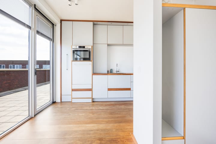 Foto 11 van Erich Salomonstraat 269