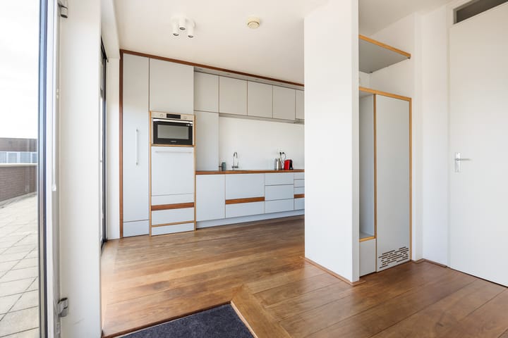 Foto 10 van Erich Salomonstraat 269