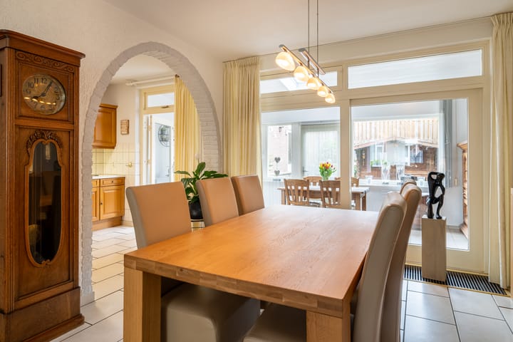 Foto 9 van Brikkebekker 84