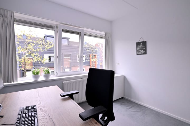 Photo 27 of Claes Jansz Visscherstraat 41