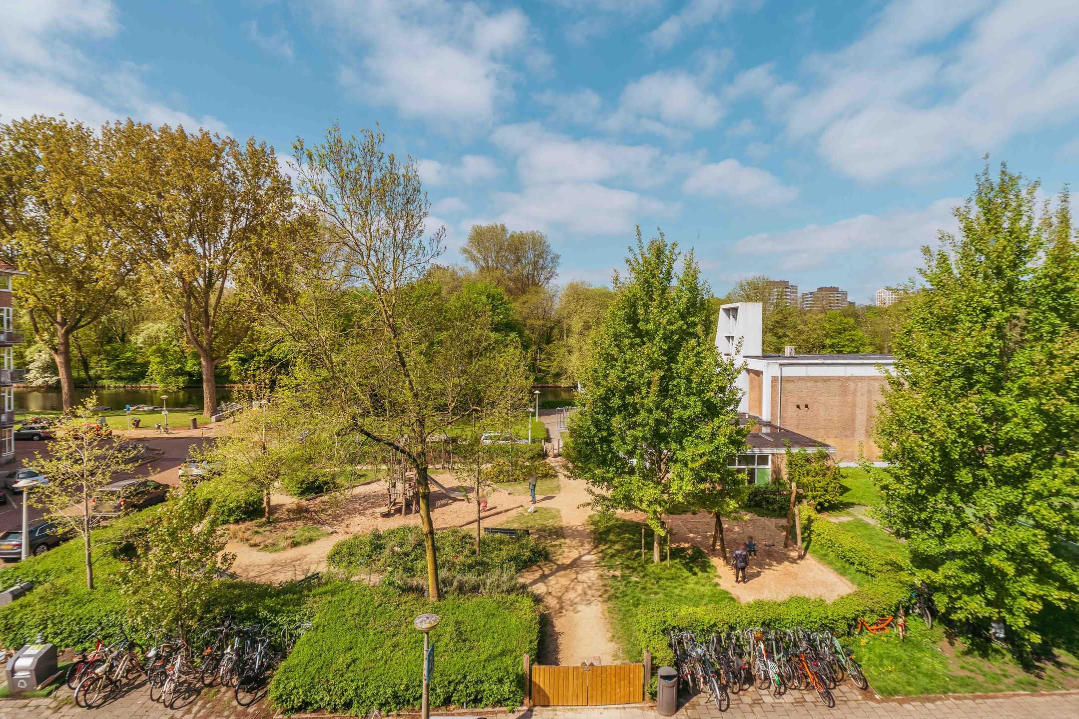 Foto 24 van Postjeskade 199-3