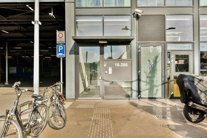 Foto 8 van Raadhuisplein 138