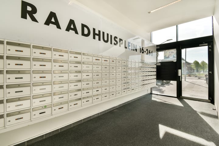 Foto 9 van Raadhuisplein 138
