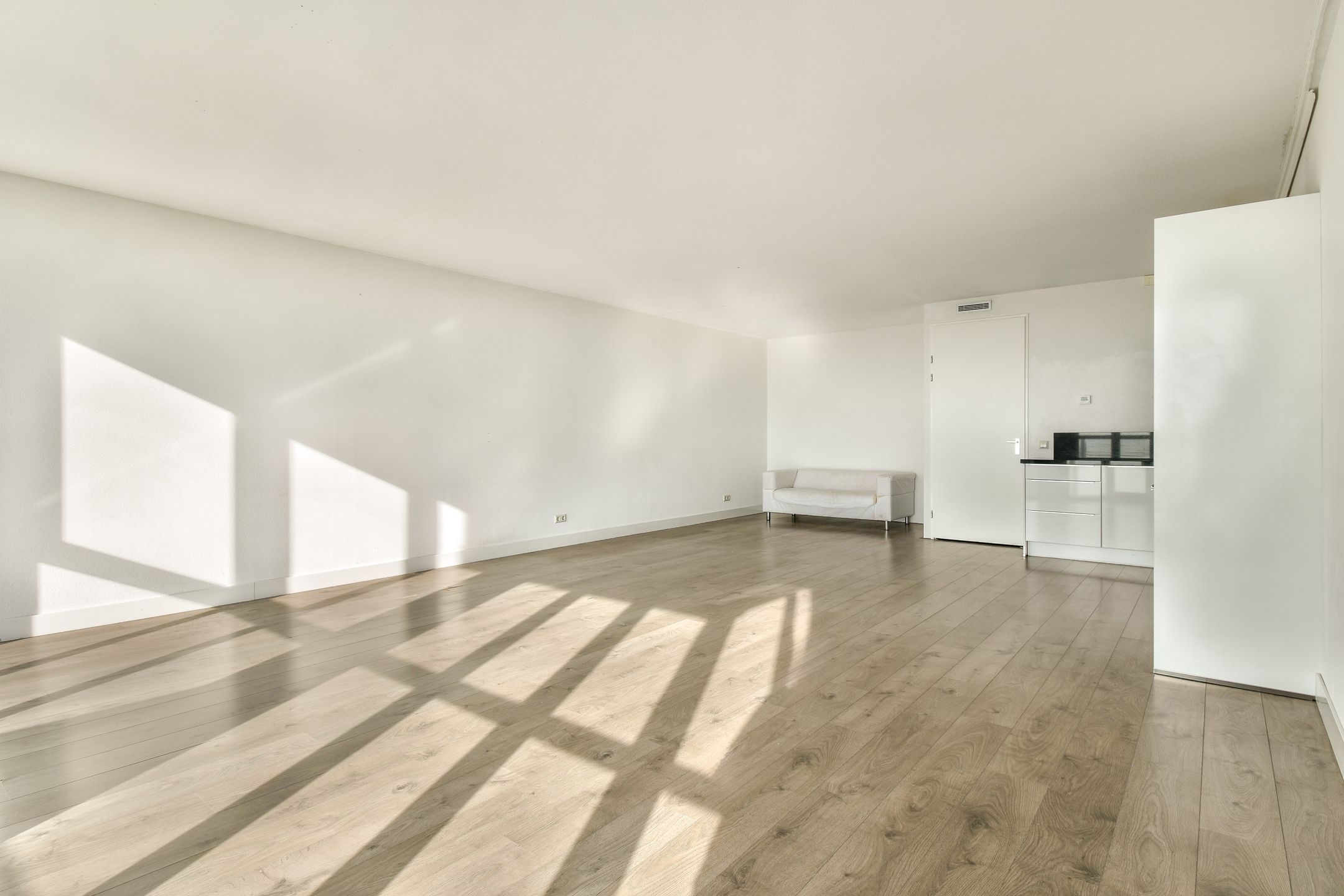 Foto 15 van Raadhuisplein 138