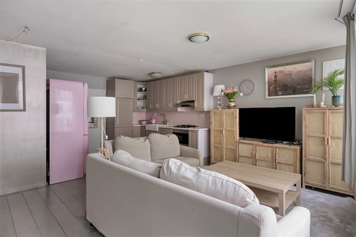 Photo 9 of Soembawastraat 36