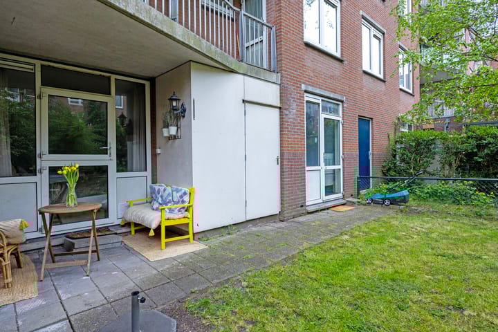 Photo 22 of Soembawastraat 36