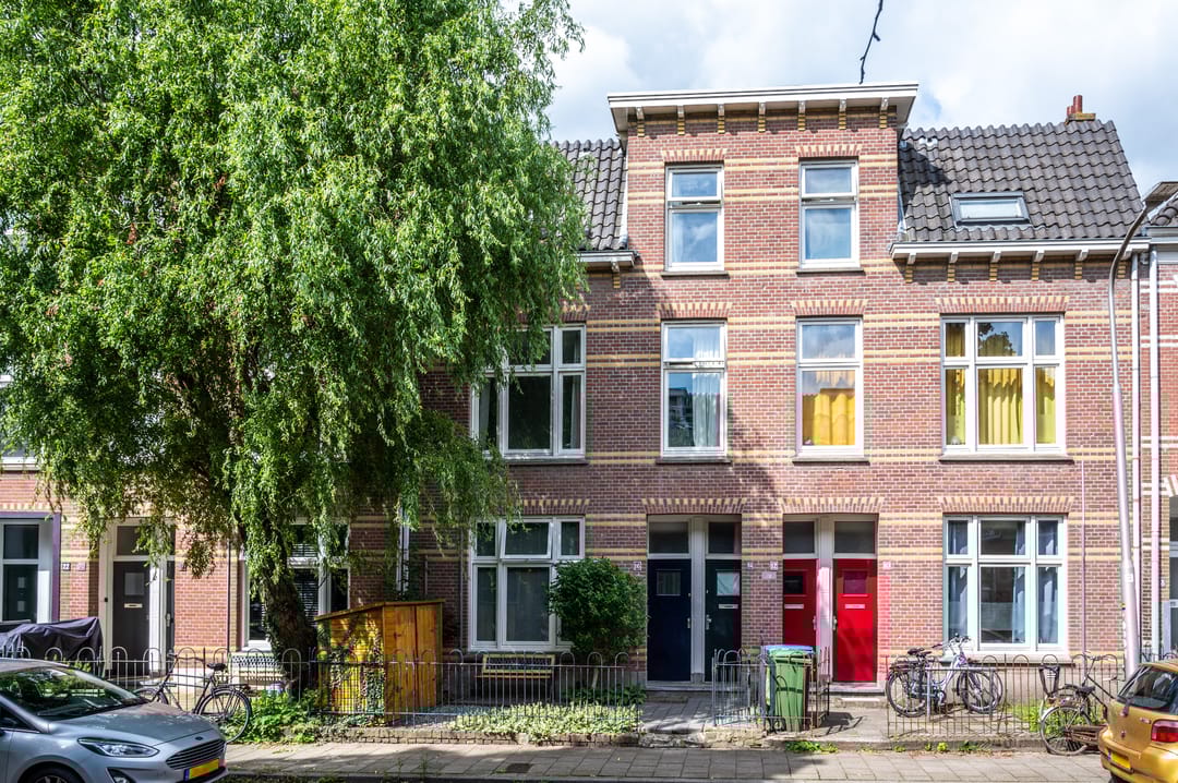 Photo 1 of Bronsgeeststraat 16