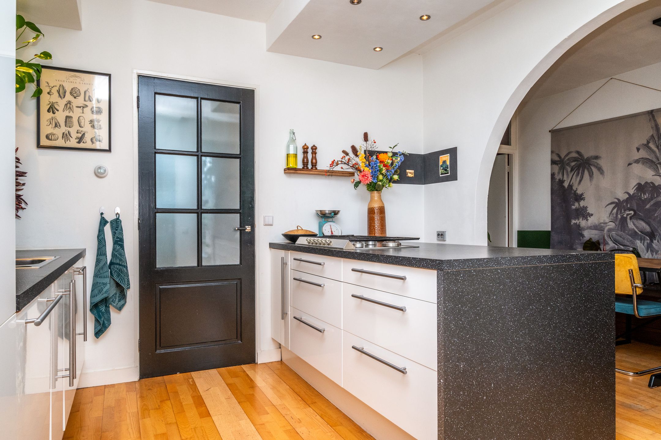 Photo 6 of Bronsgeeststraat 16