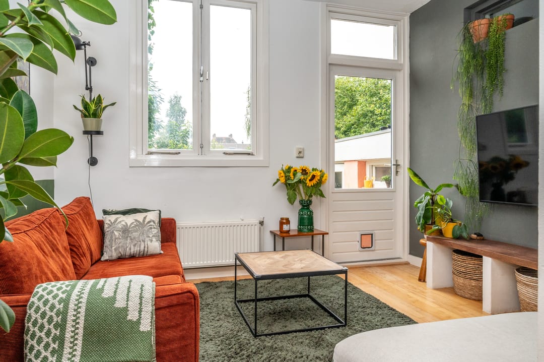 Photo 11 of Bronsgeeststraat 16