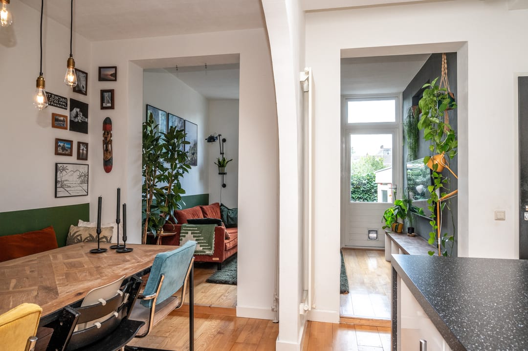 Photo 8 of Bronsgeeststraat 16