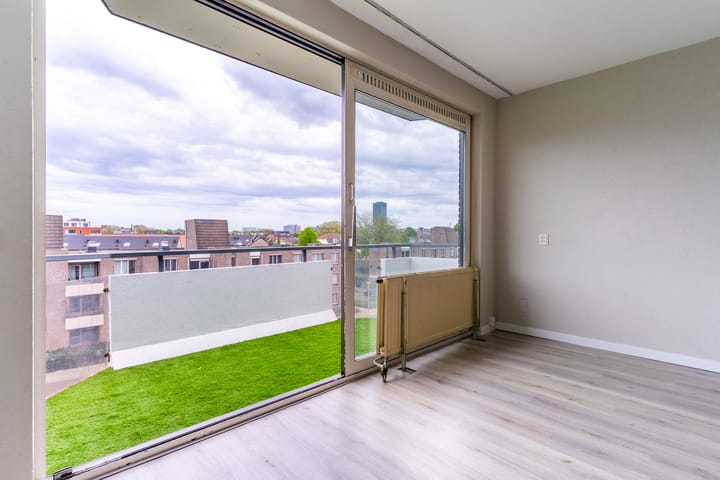 Photo 11 of Boschdijk 243-B