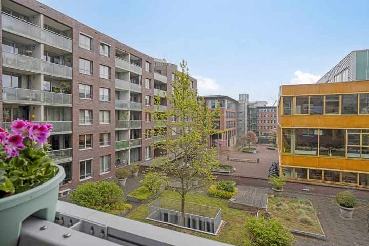 Foto 24 van Leeghwaterlaan 36