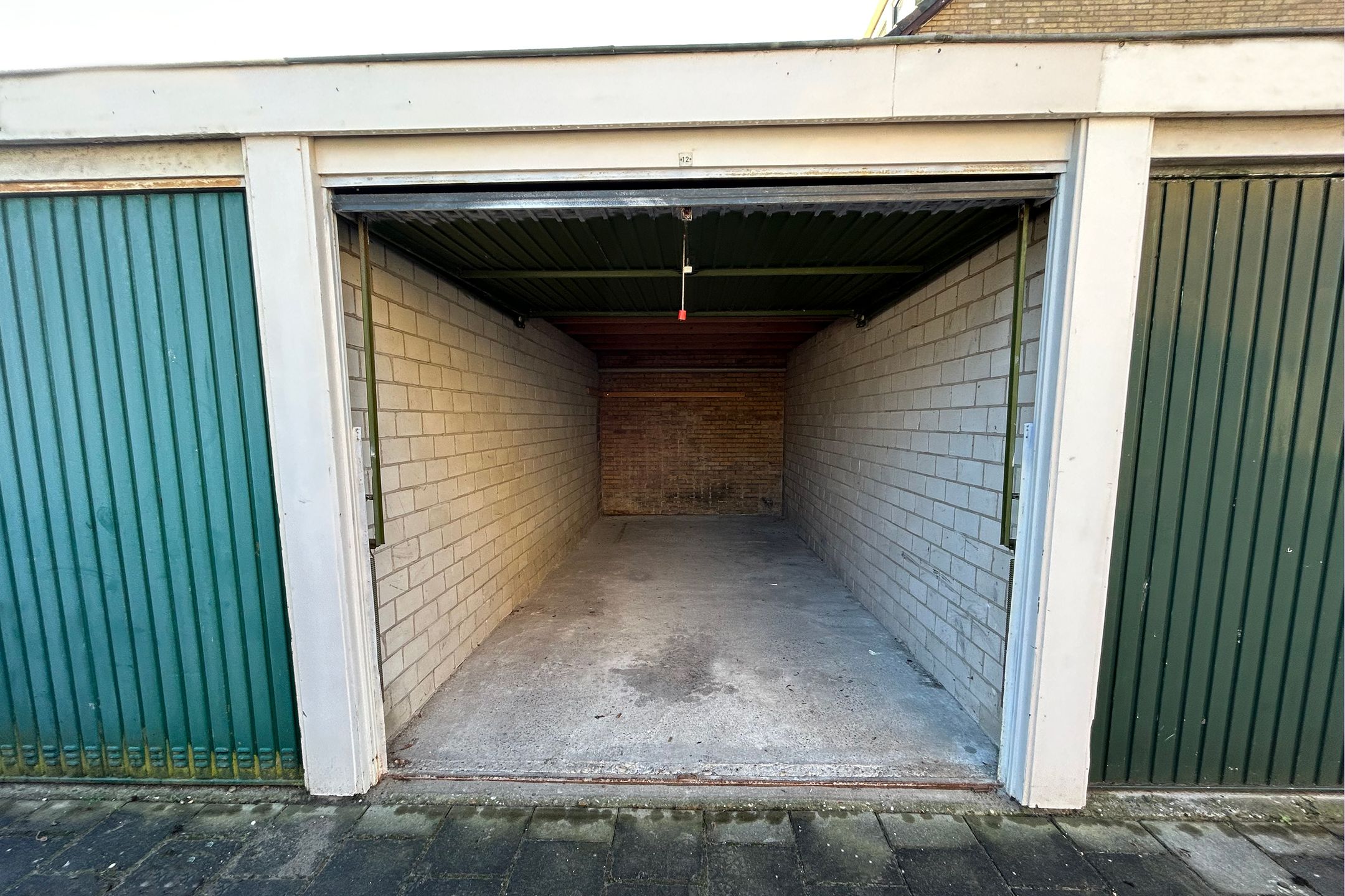 Foto 3 van Garage Telstarstraat 12