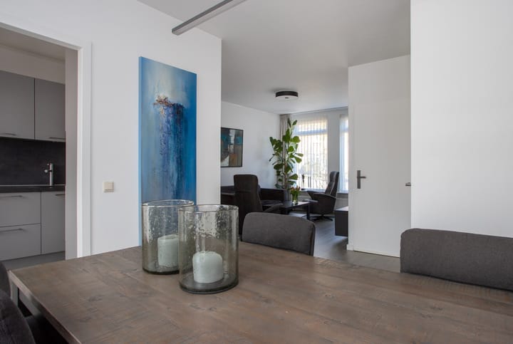 Photo 9 of Calluna 24