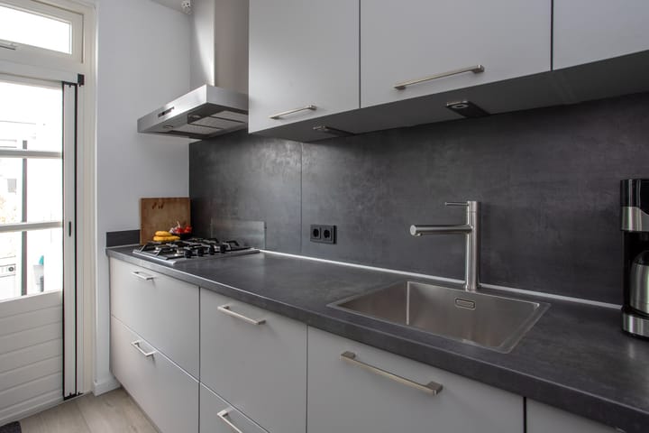 Photo 11 of Calluna 24