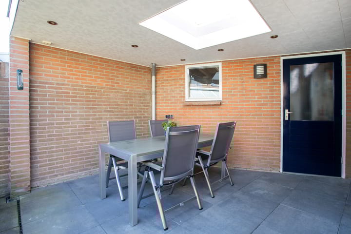 Photo 30 of Calluna 24