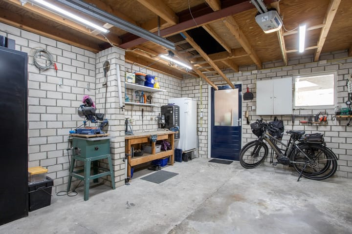 Photo 31 of Calluna 24