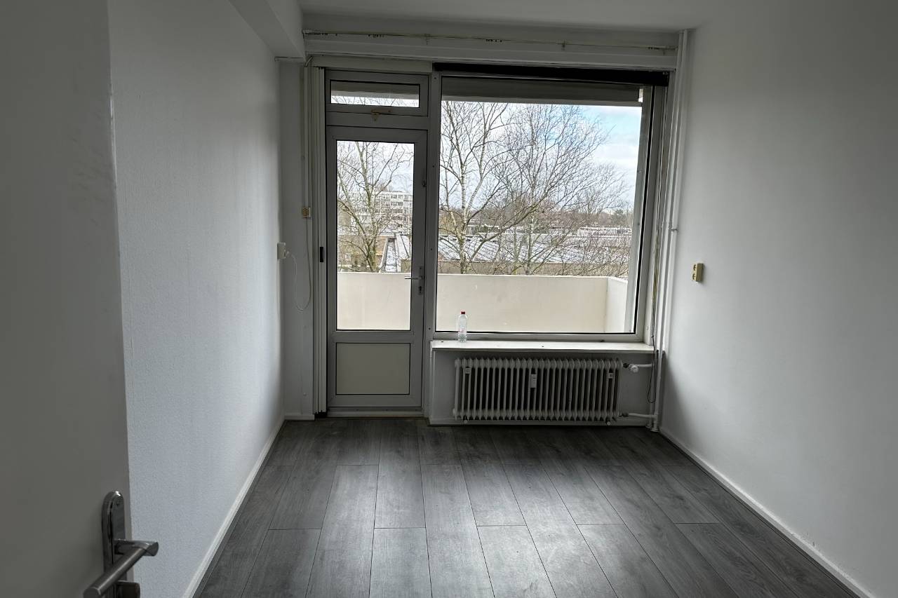 Photo 10 of Van Boshuizenstraat 627