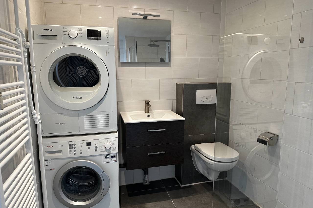 Photo 12 of Van Boshuizenstraat 627