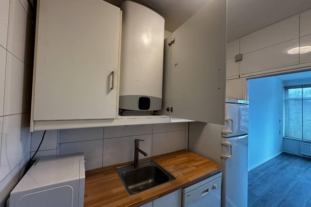 Photo 27 of Van Boshuizenstraat 627