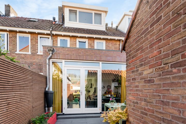 Photo 32 of Zilvergeldstraat 51