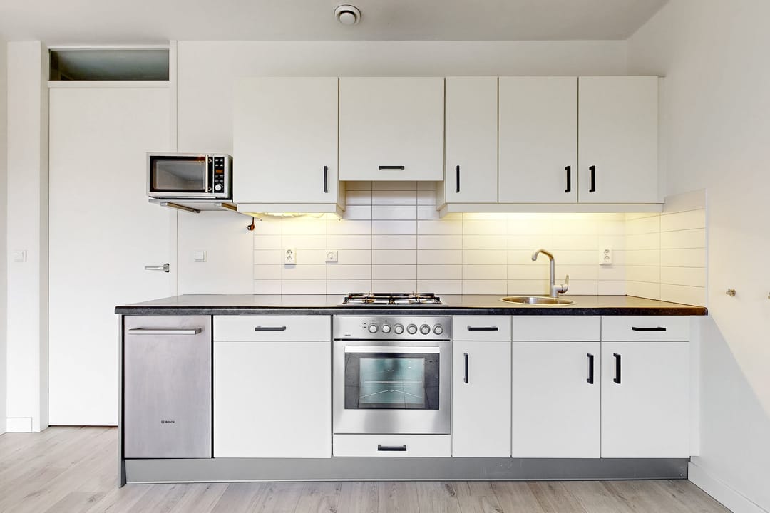 Photo 8 of Binnenhof 11