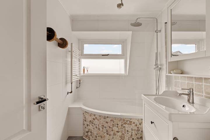 Foto 23 van Woudstraat 54