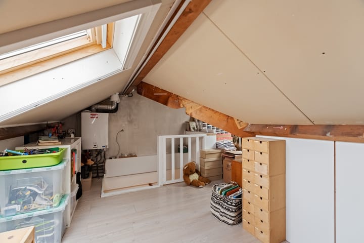 Foto 28 van Woudstraat 54