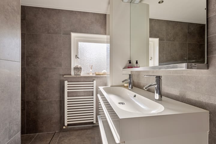 Foto 29 van Schoolstraat 9