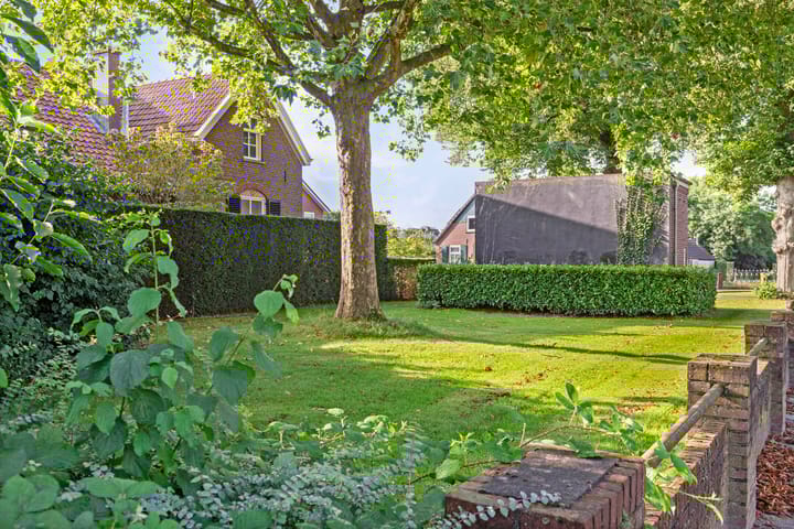 Foto 44 van Schoolstraat 9