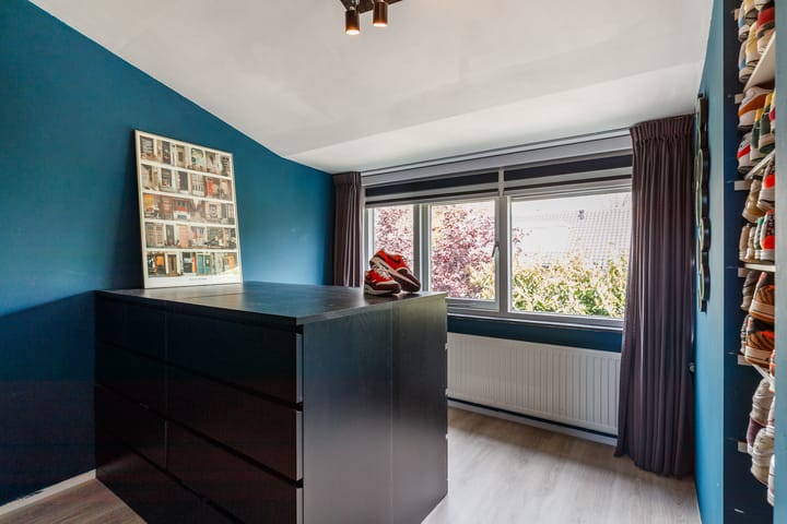 Foto 34 van Meindert Hobbemalaan 10