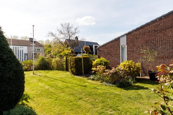 Foto 30 van Meindert Hobbemalaan 10