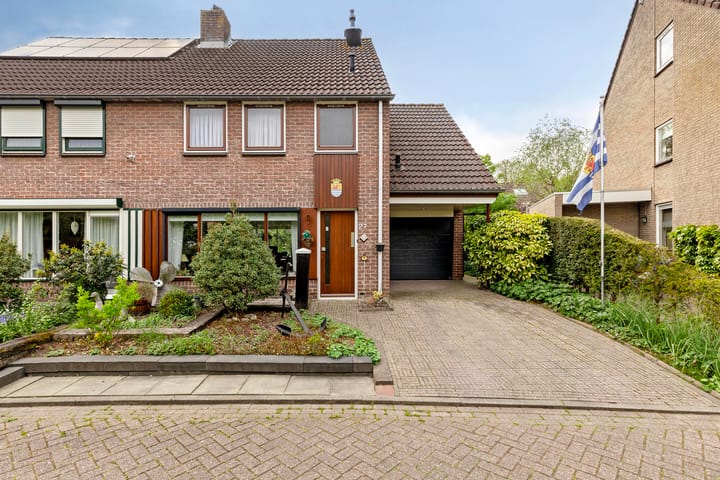 Foto 28 van Klaprooslaan 27