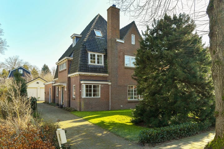 Photo 8 of Karel van Gelderlaan 21