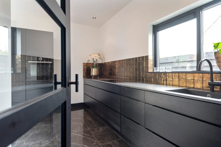 Foto 2 van Vondellaan 25