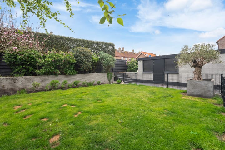 Foto 11 van Vondellaan 25