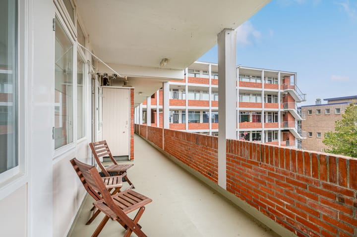 Photo 9 of Damsterdiep 129