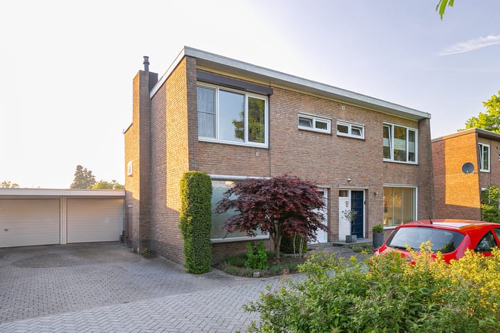 Foto 1 van Pastoorslaan 15