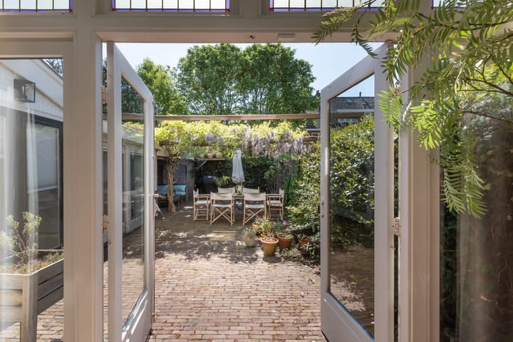 Photo 12 of Julianalaan 118