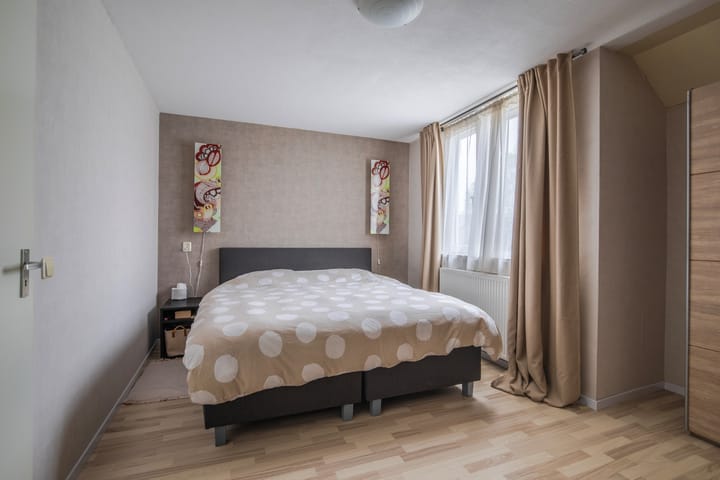 Foto 31 van Goudenregenstraat 15