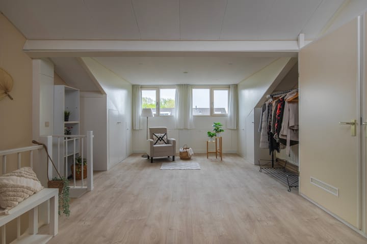 Foto 42 van Goudenregenstraat 15