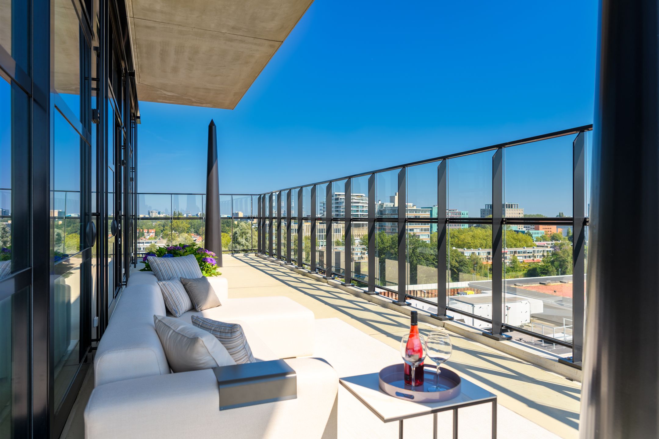 Photo 9 of Burgemeester Rijnderslaan 496