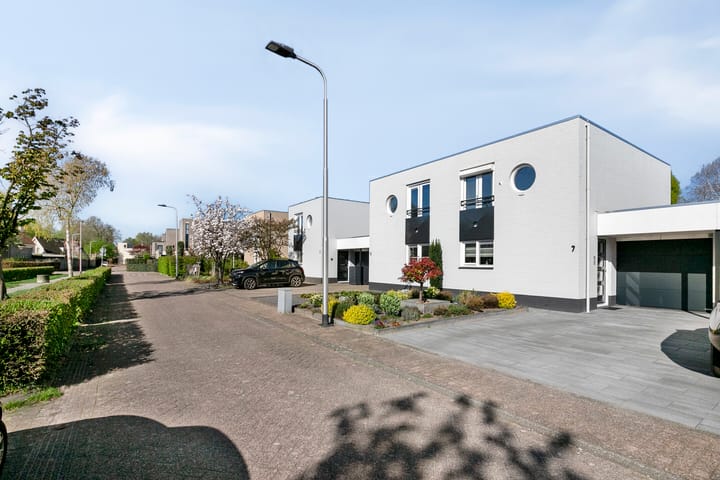 Photo 44 of Lissestraat 7